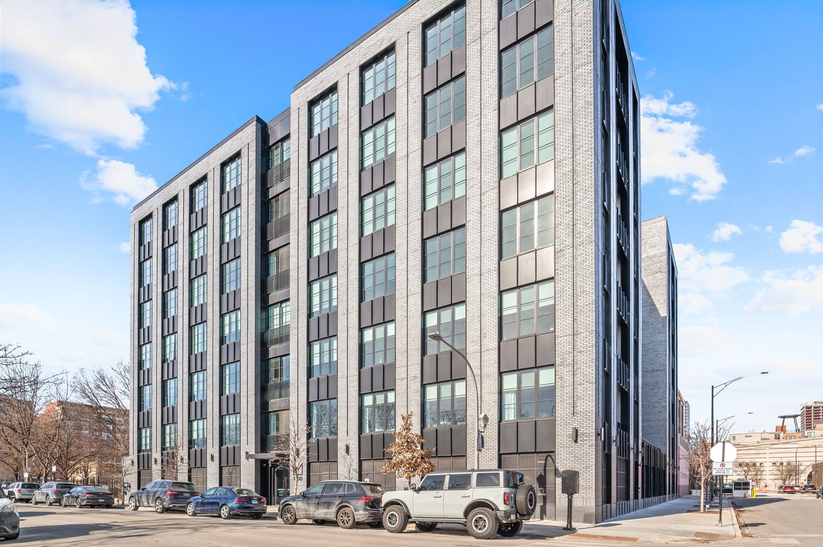 1400 West Monroe Street, Unit 3A Chicago, IL 60607 - Photo 2 of 22