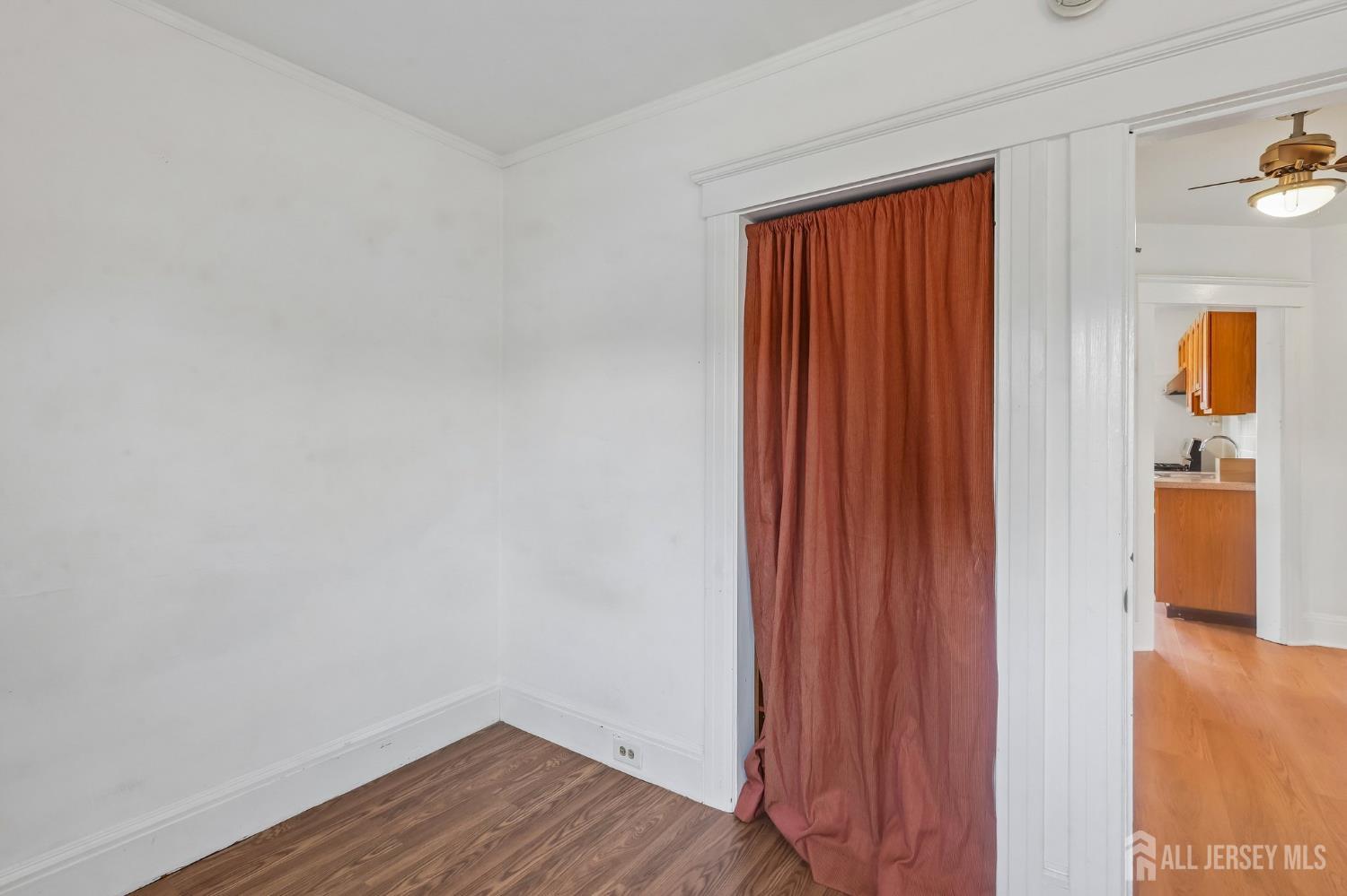 104 Thompson Street Raritan, NJ 08869 - Photo 19 of 27
