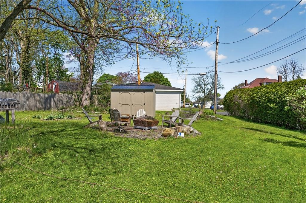 370 Susquehanna Road Brighton, NY 14618 - Photo 25 of 30 Side Yard