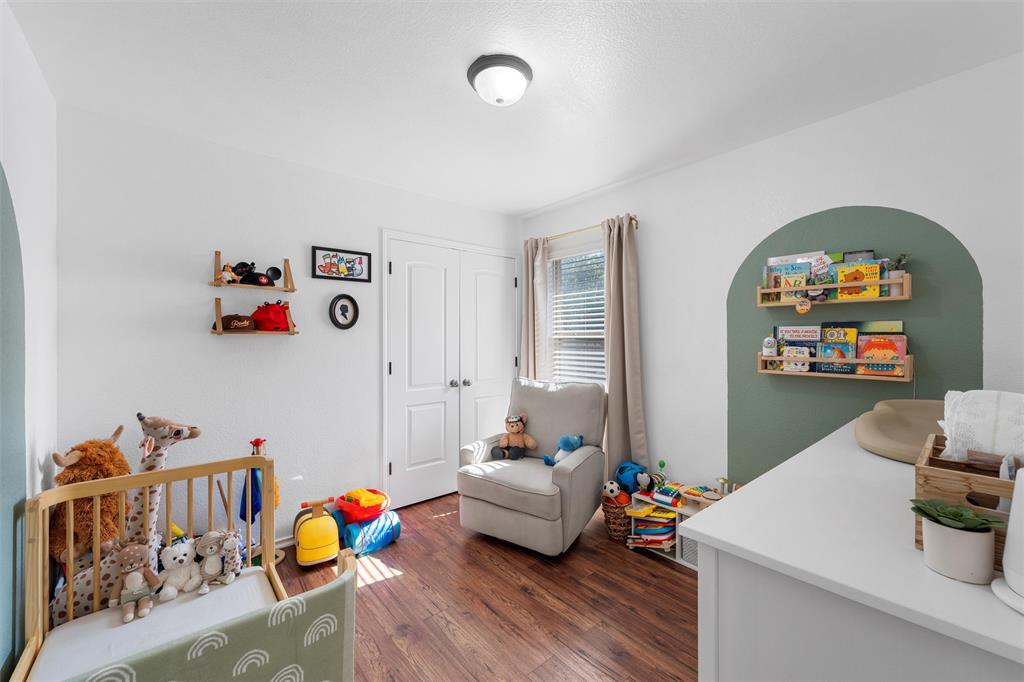 4321 South Fork Ranch Road Waco, TX 76705 - Photo 5 of 17 a children room with furniture and toys