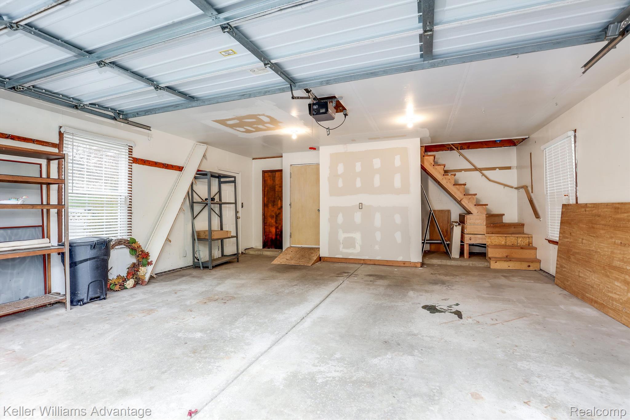 229 Aintree Road Rochester, MI 48306 - Photo 30 of 40 Spacious two car, attached garage