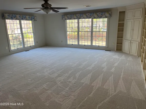 $496,000 | 113 Palmer Place, Washington, NC 27889