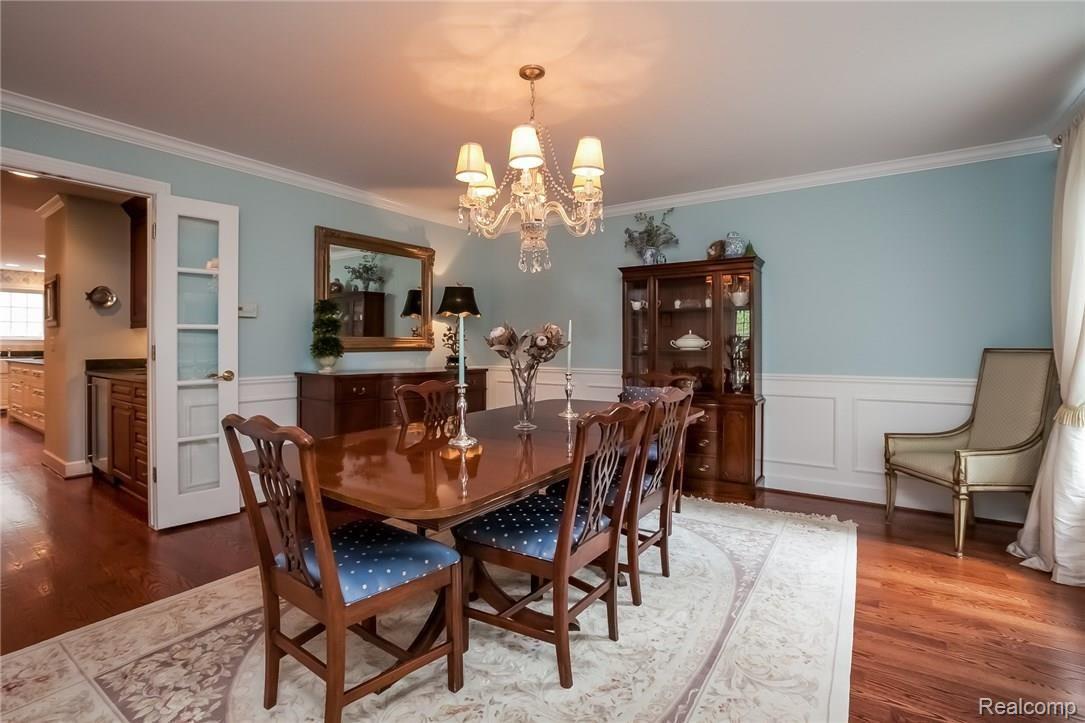 1461 Mill Race Road Rochester, MI 48306 - Photo 25 of 72 014-Dining_Room-2802338-medium.jpg