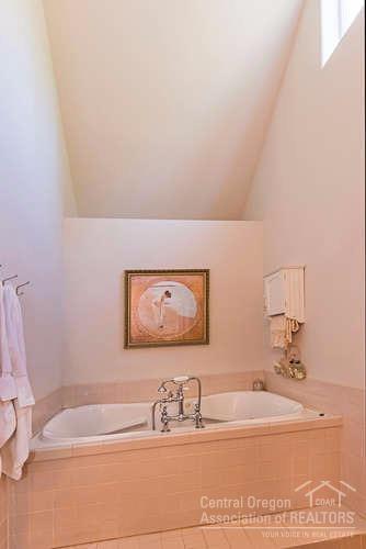 1680 Southeast Virginia Road Bend, OR 97702 - Photo 9 of 21 Additional Photo