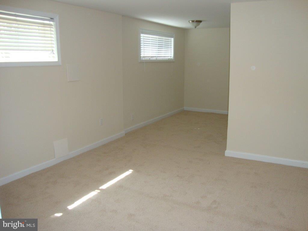 9614 Commonwealth Boulevard Fairfax, VA 22032 - Photo 11 of 17 Huge optional 4th bedroom with closet