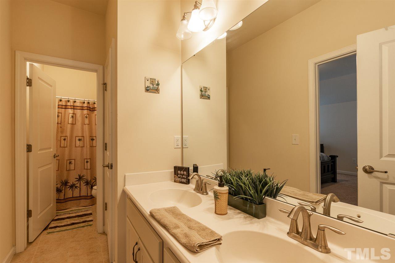 905 Wildflower Ridge Road Wake Forest, NC 27587 - Photo 21 of 29 Gallery Image 21
