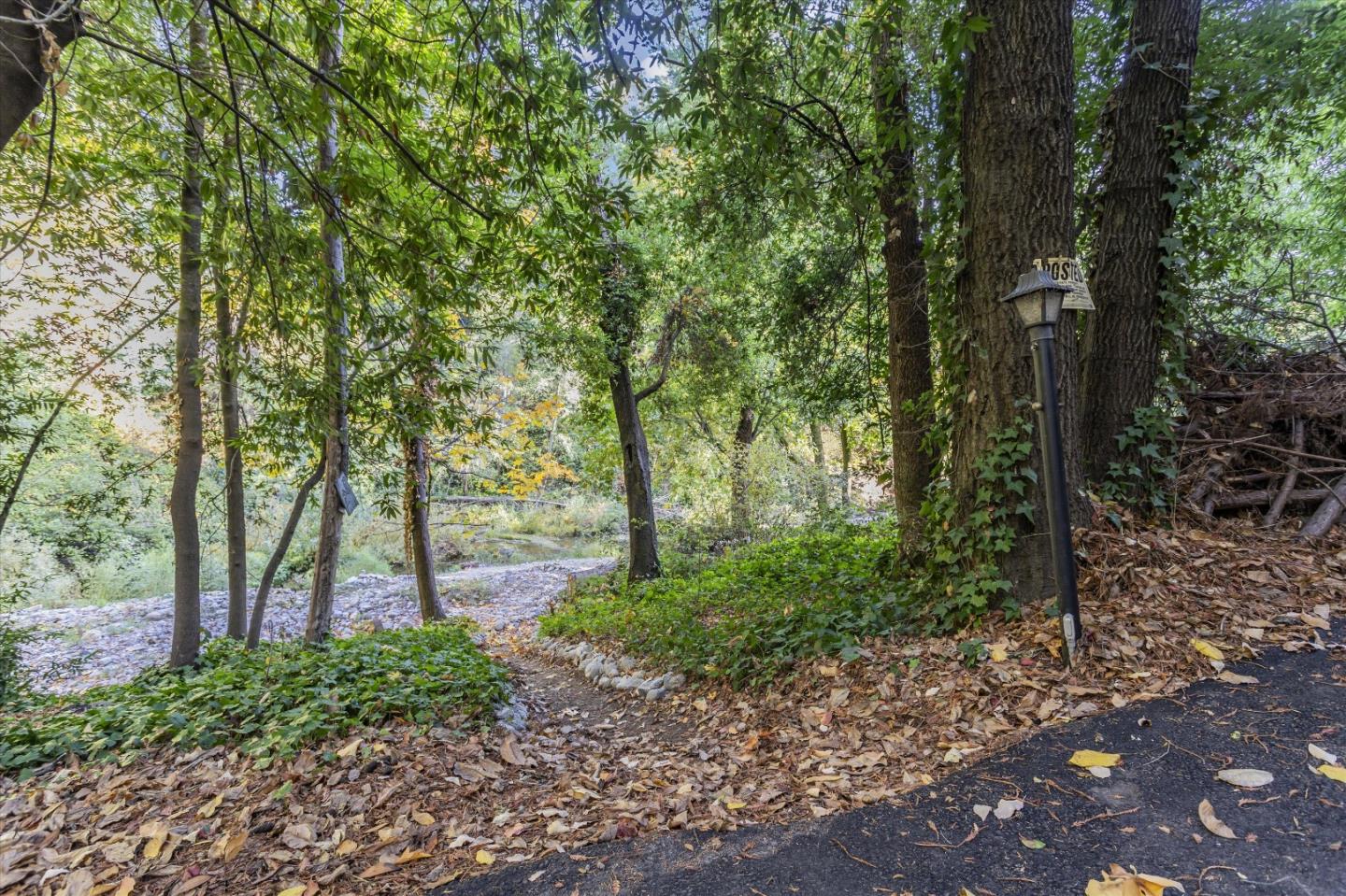 265 Brown Gables Road, Unit 34 Ben Lomond, CA 95005 - Photo 27 of 33 a view of park space