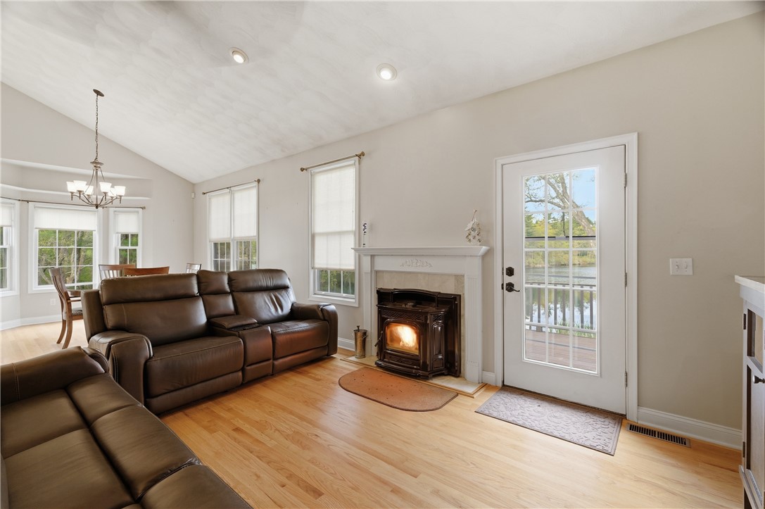 122 Spring Grove Road Glocester, RI 02814 - Photo 18 of 50