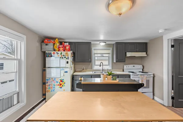$365,000 | 804 East Main Street, Mount Horeb, WI 53572