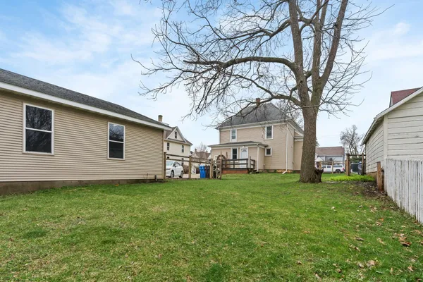 $365,000 | 804 East Main Street, Mount Horeb, WI 53572