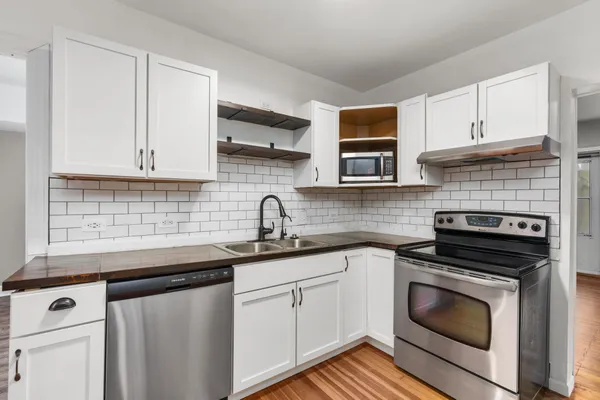 $365,000 | 804 East Main Street, Mount Horeb, WI 53572