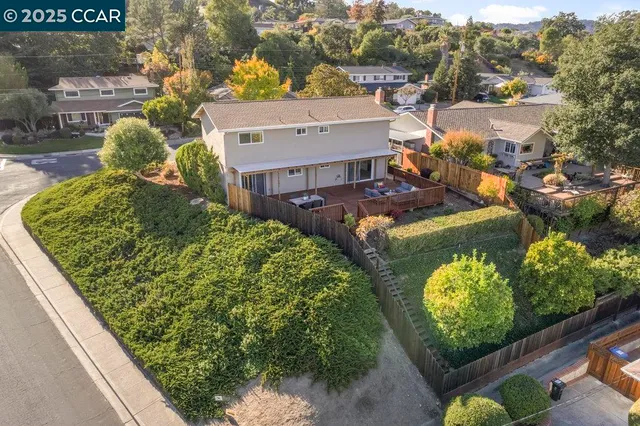 a picture of a city view