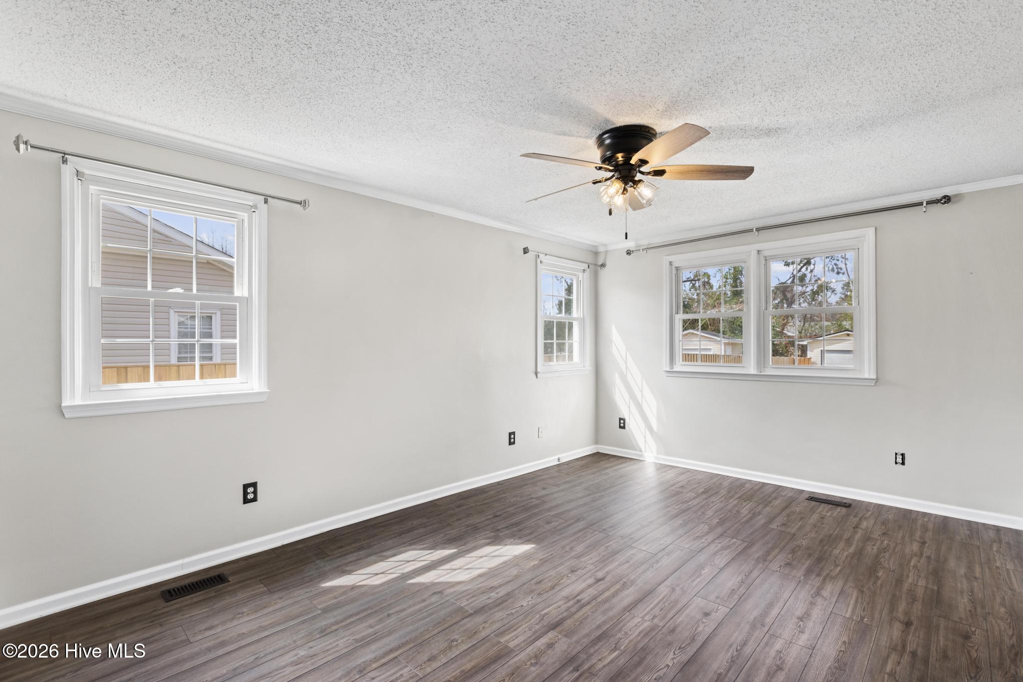 1033 Decatur Road Jacksonville, NC 28540 - Photo 18 of 36 425A7886