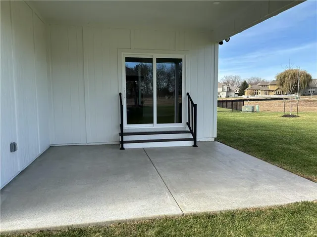 $599,950 | 20040 West 226th Terrace, Spring Hill, KS 66083