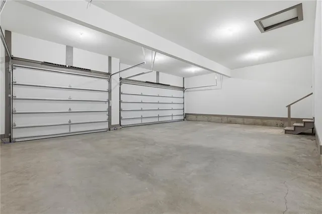 $599,950 | 20040 West 226th Terrace, Spring Hill, KS 66083