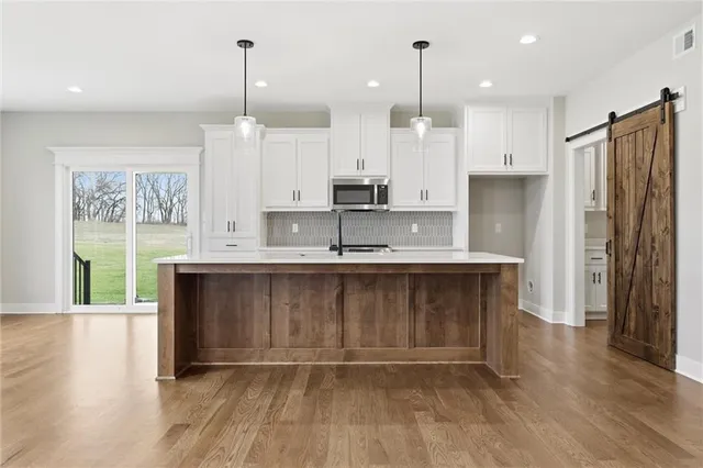 $599,950 | 20040 West 226th Terrace, Spring Hill, KS 66083