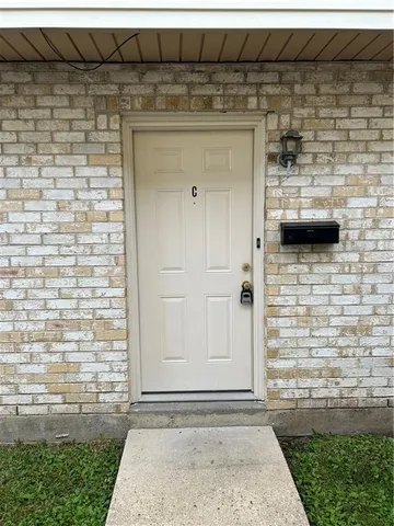 $1,250 | 3000 Melvil Dewey Drive, Unit C, Metairie, LA 70002