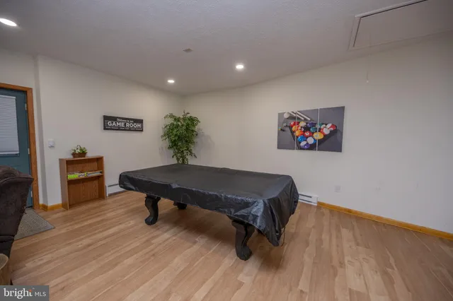 $689,000 | 526 Gleanings Drive, McHenry, MD 21541