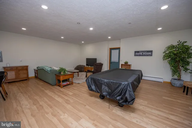 $689,000 | 526 Gleanings Drive, McHenry, MD 21541