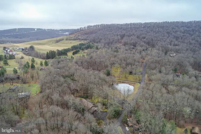 $689,000 | 526 Gleanings Drive, McHenry, MD 21541