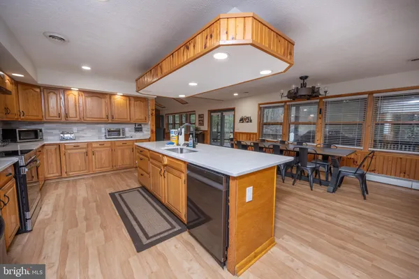 $669,000 | 526 Gleanings Drive, McHenry, MD 21541