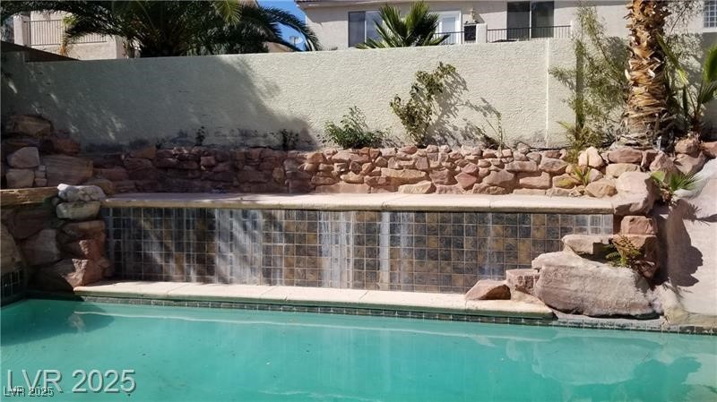 7414 Page Ranch Court Las Vegas, NV 89131 - Photo 33 of 36 View of pool
