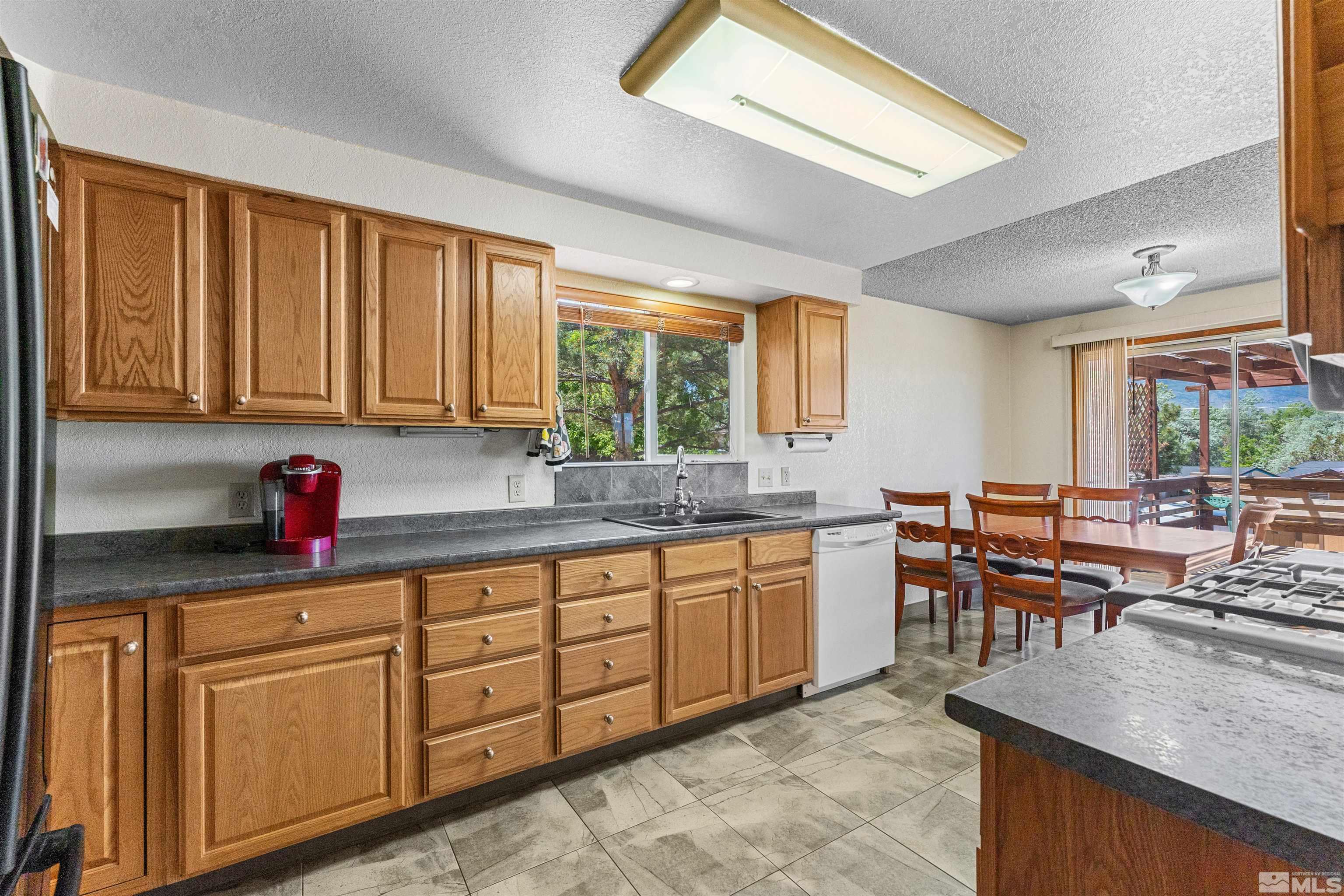 8855 Reservoir Street Reno, NV 89506 - Photo 11 of 40 Photo 11