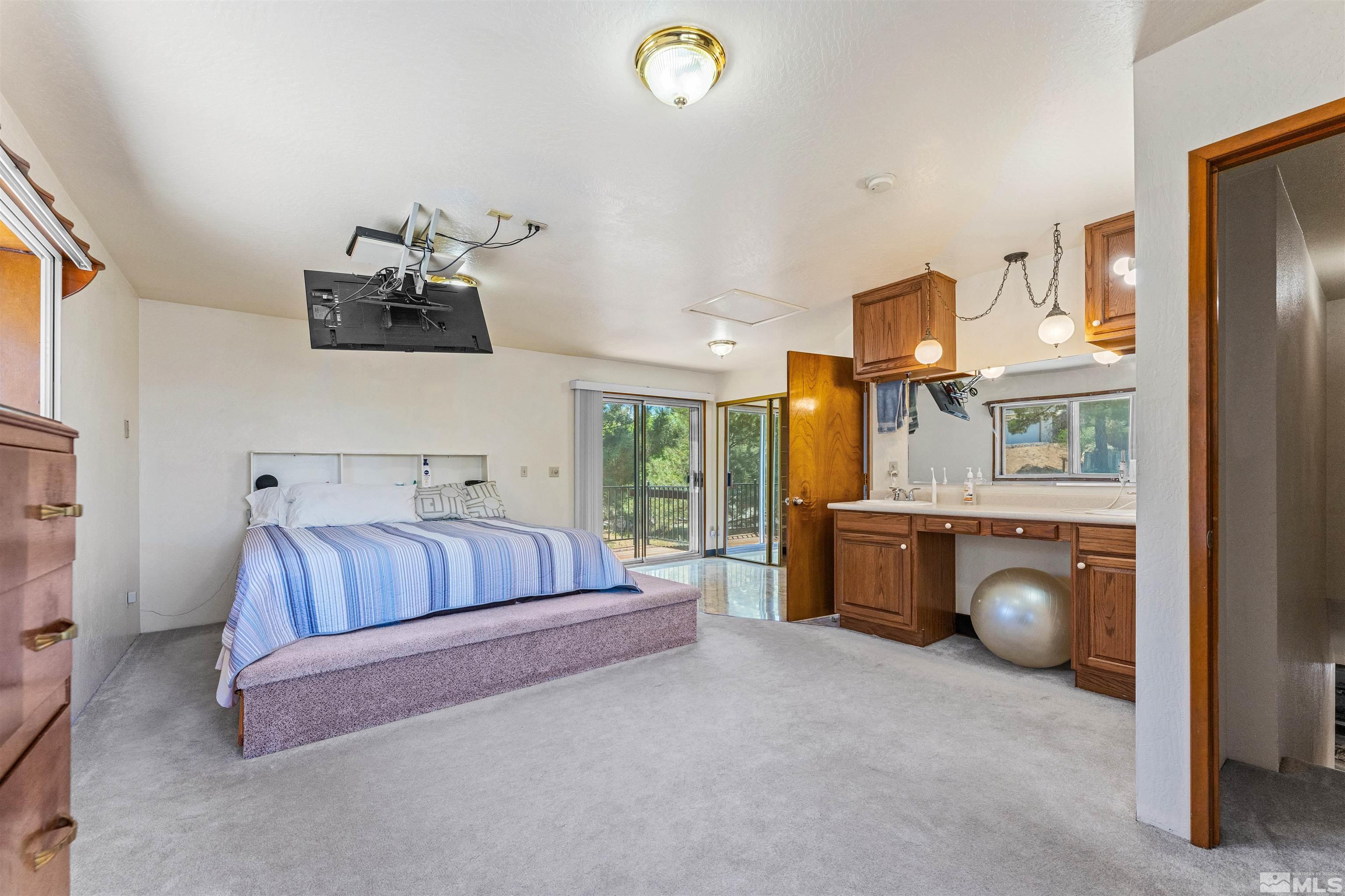 8855 Reservoir Street Reno, NV 89506 - Photo 18 of 40 Photo 18