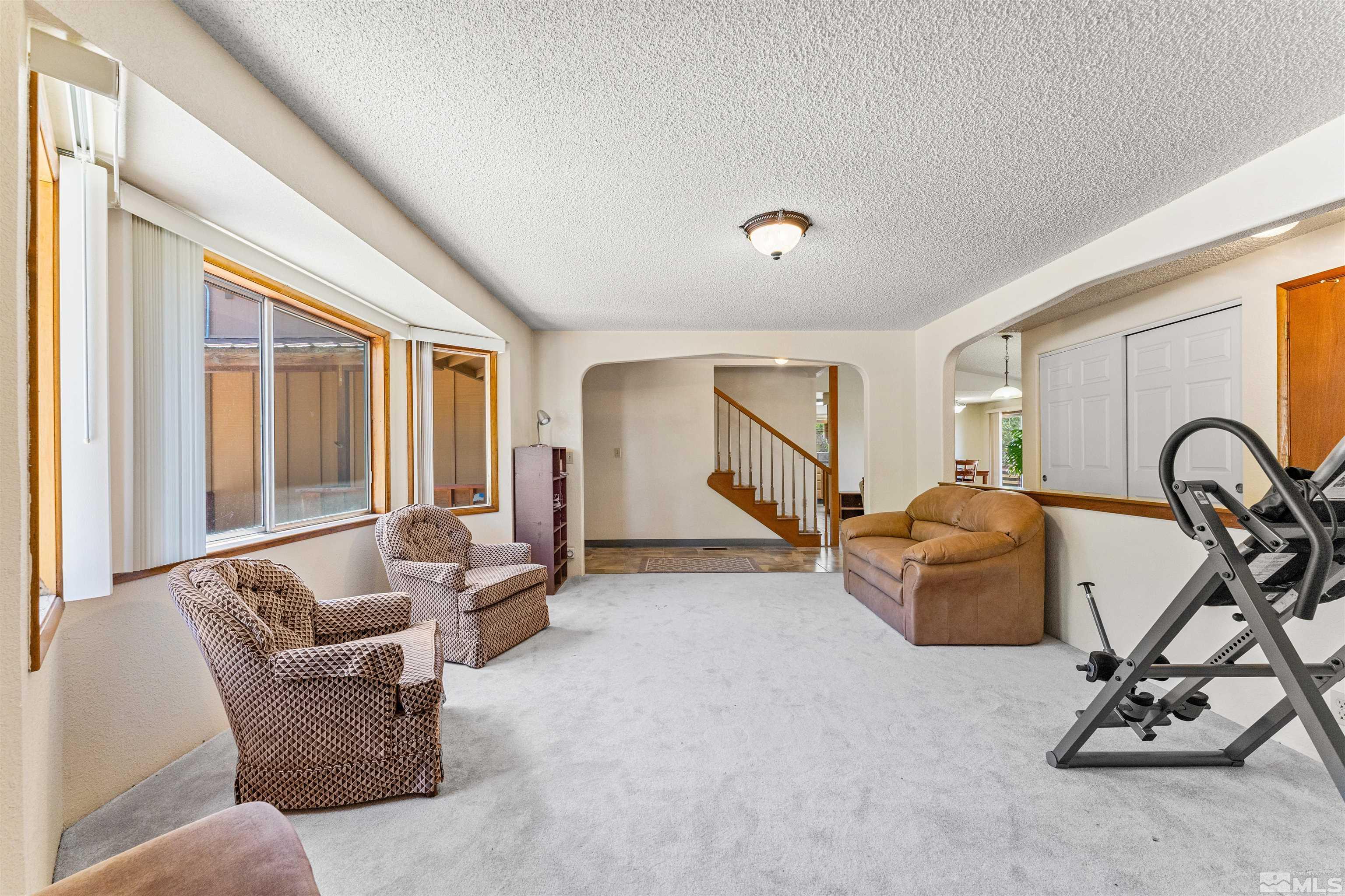 8855 Reservoir Street Reno, NV 89506 - Photo 6 of 40 Photo 6