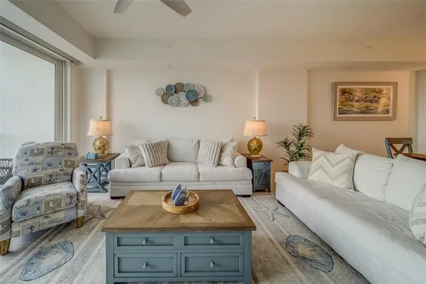 $7,000 | 415 Island Way, Unit 505, Clearwater, FL 33767