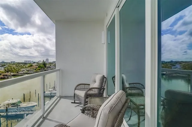 $7,000 | 415 Island Way, Unit 505, Clearwater, FL 33767