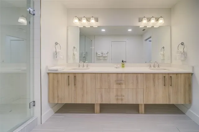 $7,000 | 415 Island Way, Unit 505, Clearwater, FL 33767