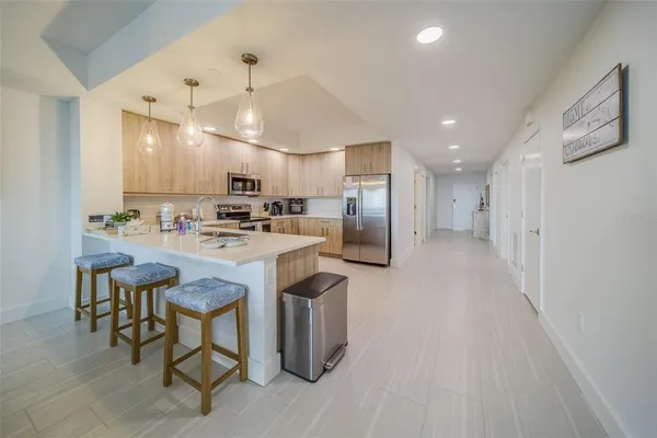 $7,000 | 415 Island Way, Unit 505, Clearwater, FL 33767
