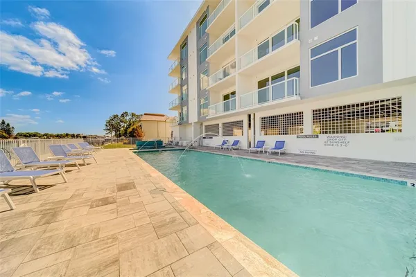 $7,000 | 415 Island Way, Unit 505, Clearwater, FL 33767