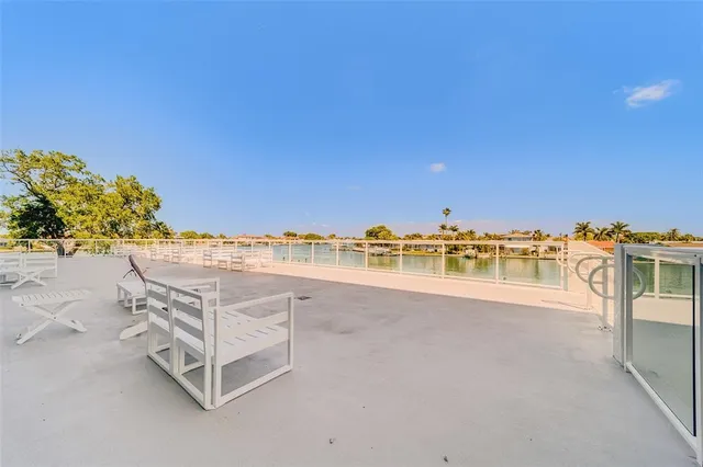 $7,000 | 415 Island Way, Unit 505, Clearwater, FL 33767