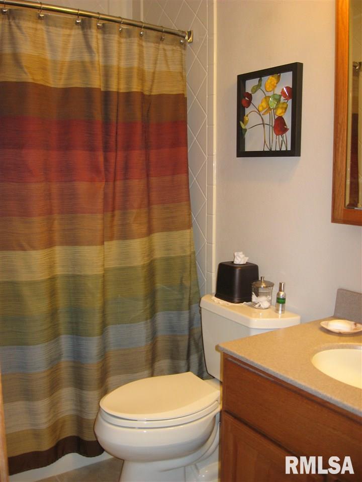 607 Joliet Road Marquette Heights, IL 61554 - Photo 6 of 12 Gallery Image 6