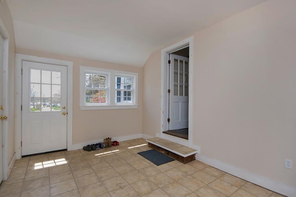 69 Leighton Road Falmouth, ME 04105 - Photo 2 of 35 Photo