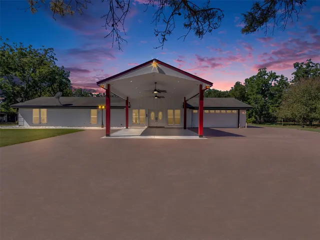 $950,000 | 36219 County Line Road, Brookshire, TX 77423