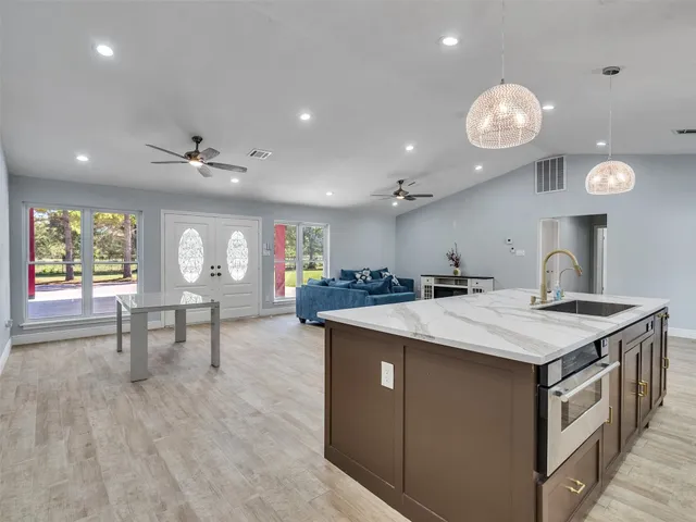 $899,000 | 36219 County Line Road, Brookshire, TX 77423