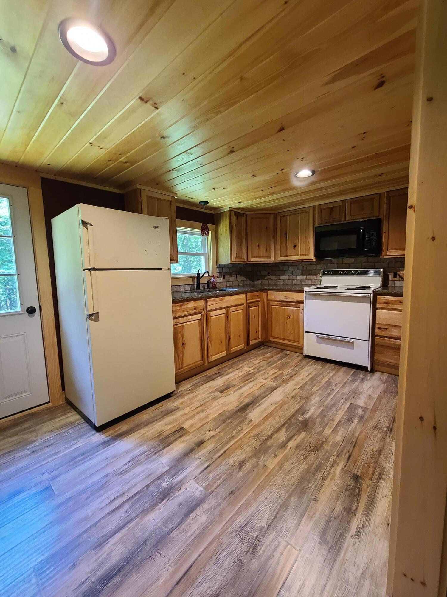 311 Upper Dedham Road Dedham, ME 04429 - Photo 13 of 26 Kitchen