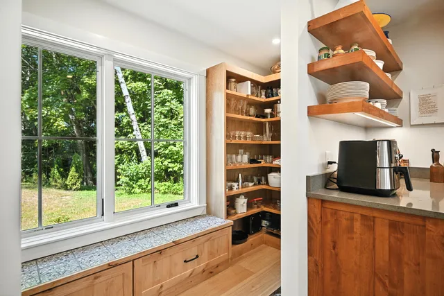 $1,595,000 | 12-14 Dern Lane, Belgrade, ME 04917