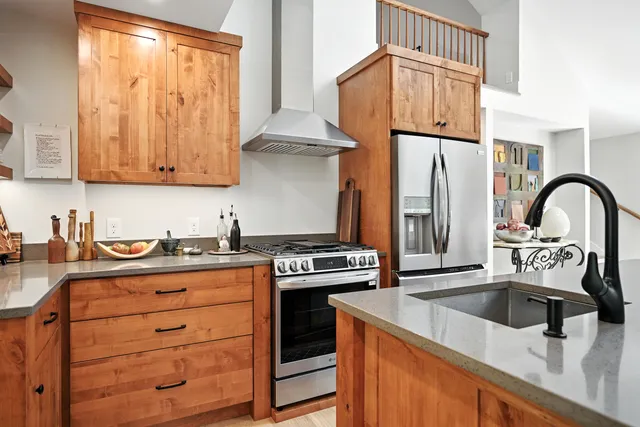 $1,595,000 | 12-14 Dern Lane, Belgrade, ME 04917