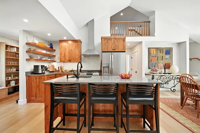 $1,595,000 | 12-14 Dern Lane, Belgrade, ME 04917