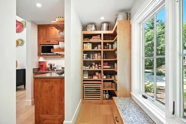 $1,595,000 | 12-14 Dern Lane, Belgrade, ME 04917