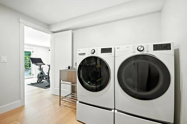 $1,595,000 | 12-14 Dern Lane, Belgrade, ME 04917