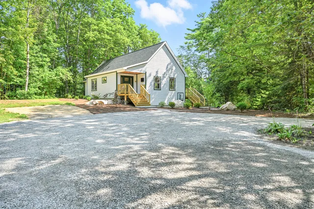 $1,595,000 | 12-14 Dern Lane, Belgrade, ME 04917