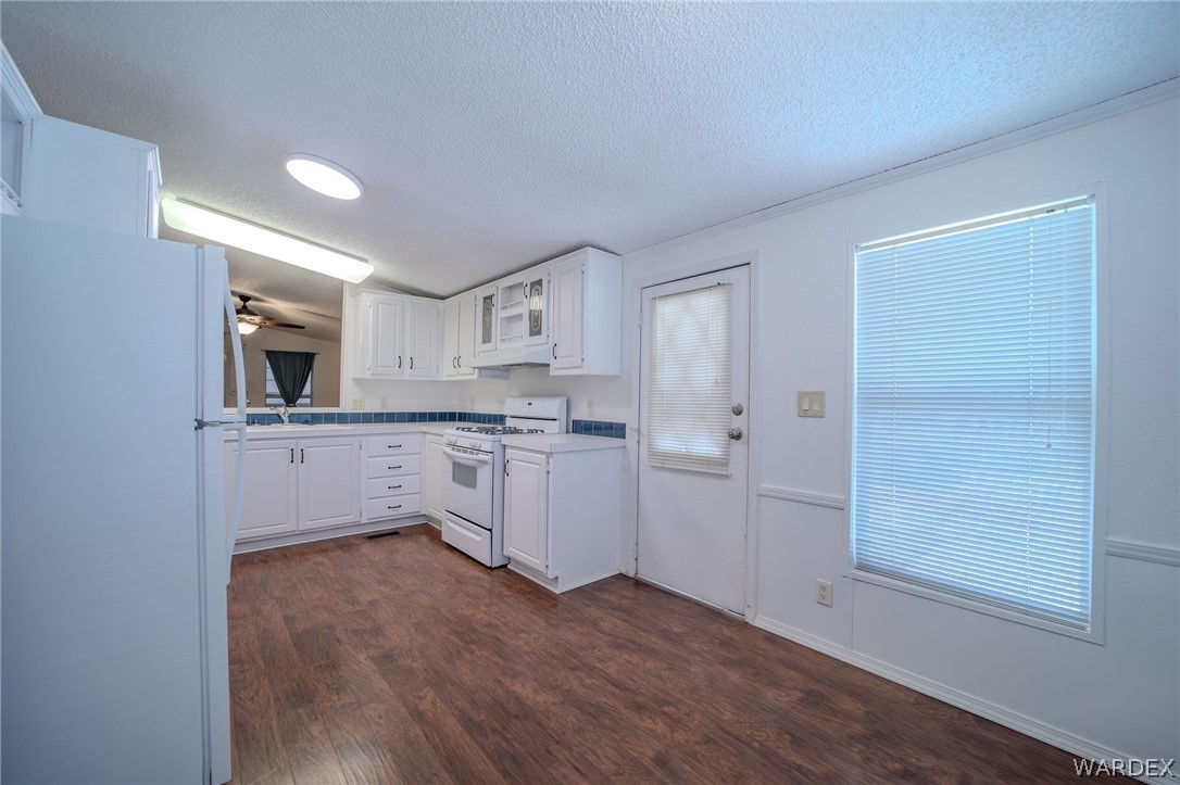2350 Adobe Road, Unit 3 Bullhead City, AZ 86442 - Photo 3 of 55