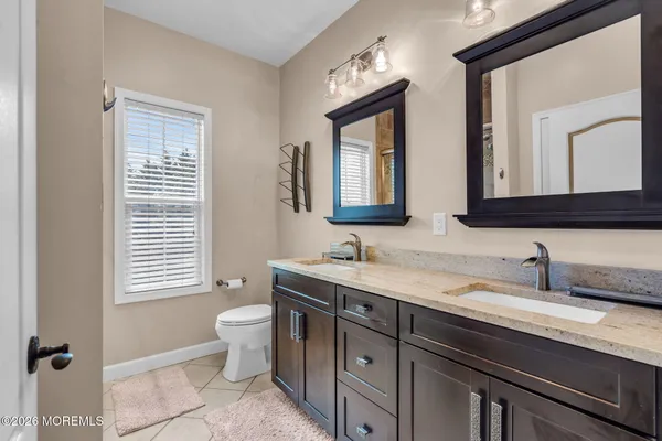 $1,399,900 | 4 Susan Court, Farmingdale, NJ 07727