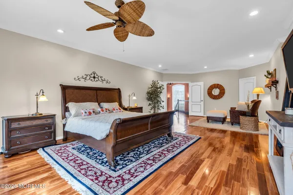 $1,399,900 | 4 Susan Court, Farmingdale, NJ 07727