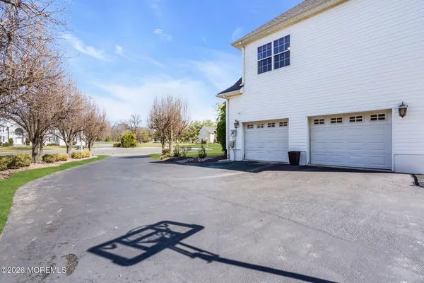 $1,399,900 | 4 Susan Court, Farmingdale, NJ 07727
